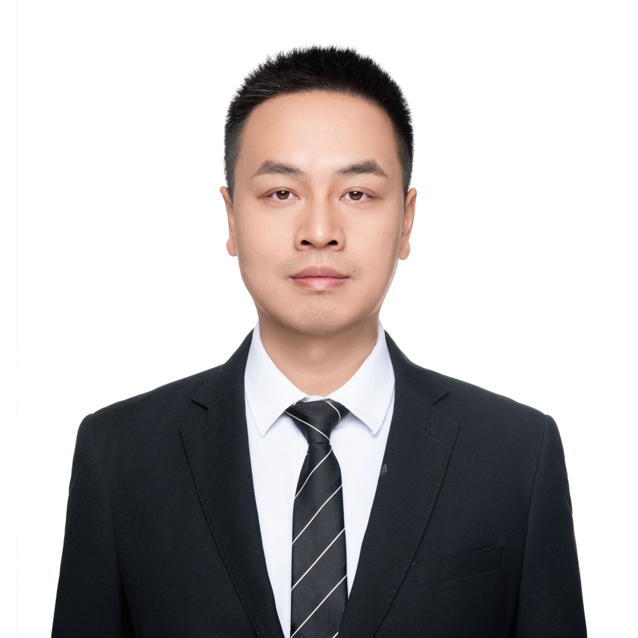 闾磊